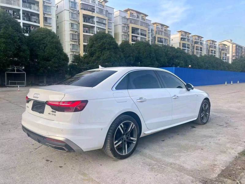 南寧21年奧迪A4L8