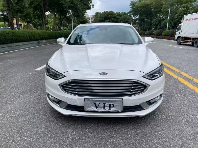 汕头18年福特蒙迪欧1