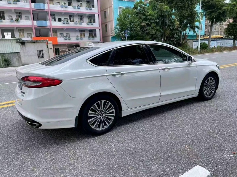 汕头18年福特蒙迪欧9