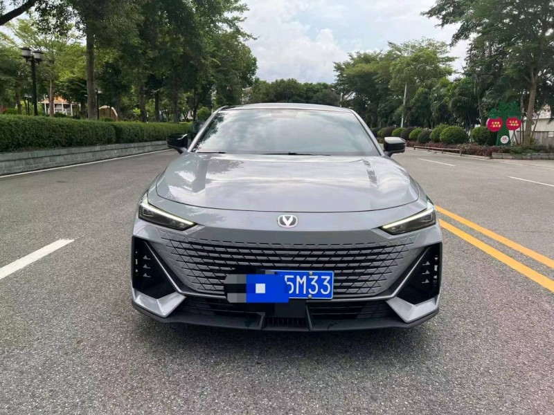 珠海22年長安汽車UNI-V1