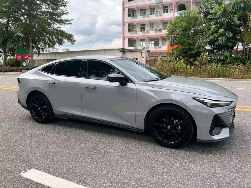 珠海22年長安汽車UNI-V2