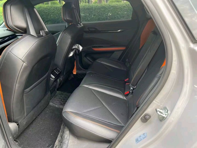 珠海22年長安汽車UNI-V5