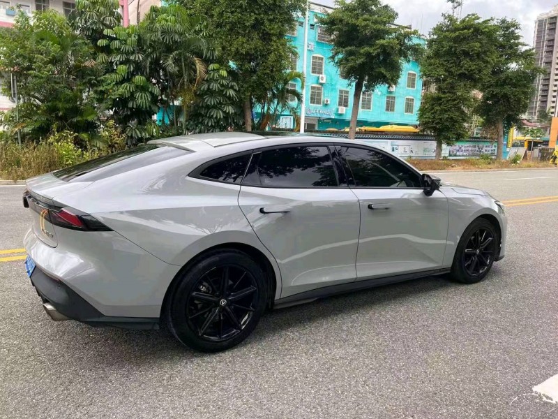 珠海22年長安汽車UNI-V9
