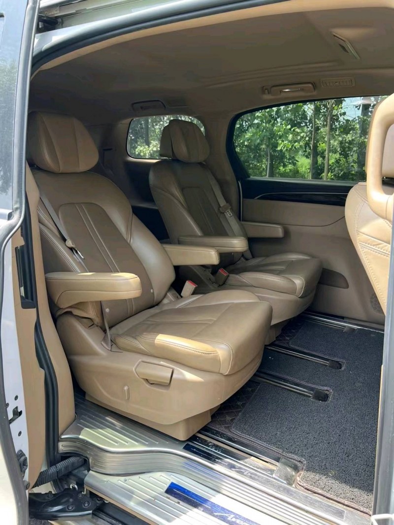 宿迁18年别克GL84