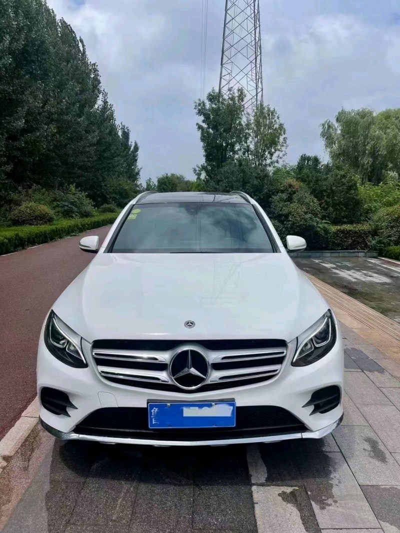 枣庄19年奔驰GLC1