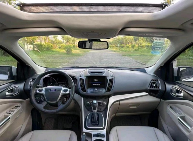 邢台13年福特翼虎8