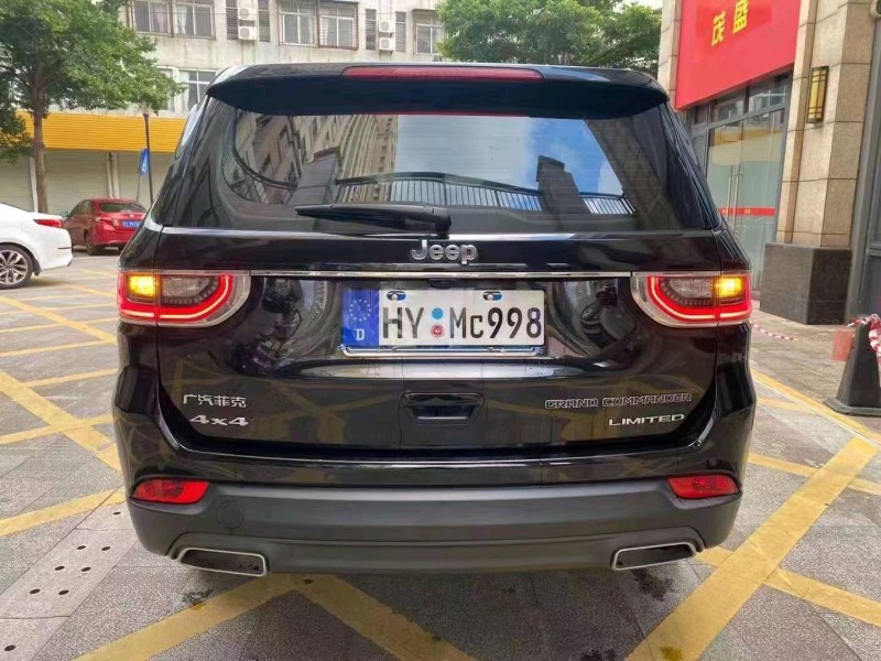 珠海20年Jeep大切诺基3