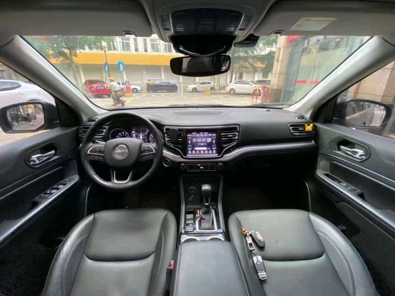 珠海20年Jeep大切诺基9