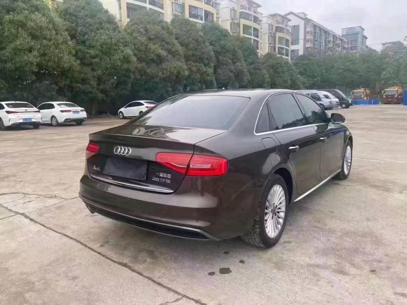 南寧16年奧迪A4L9