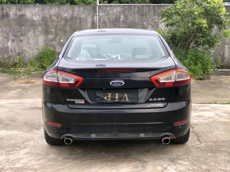 珠海13年福特蒙迪欧-致胜6