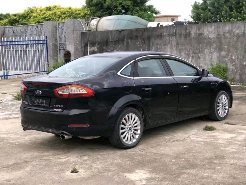 珠海13年福特蒙迪欧-致胜9