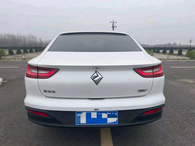 邢台20年宝骏RC63