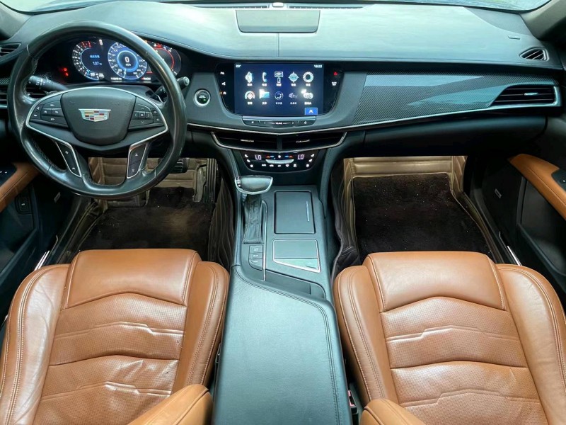 济宁17年凯迪拉克CT65