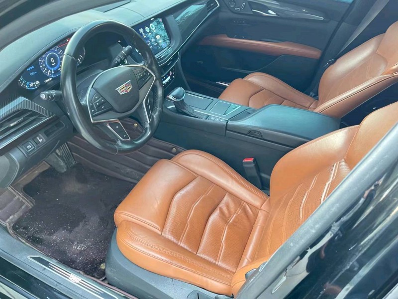 济宁17年凯迪拉克CT66