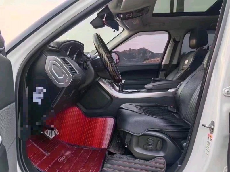 青岛17年路虎揽胜运动4