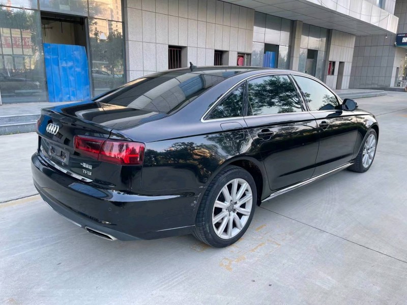 济宁17年奥迪A6L8