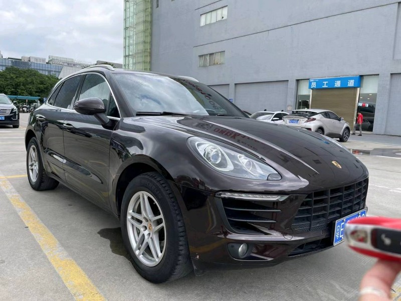 广州17年保时捷Macan3