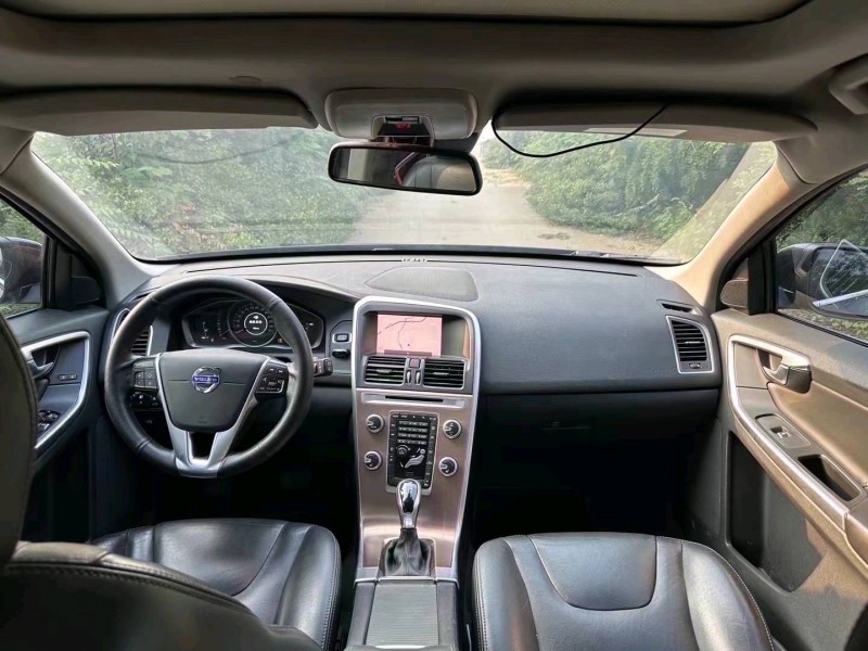 枣庄17年沃尔沃XC608