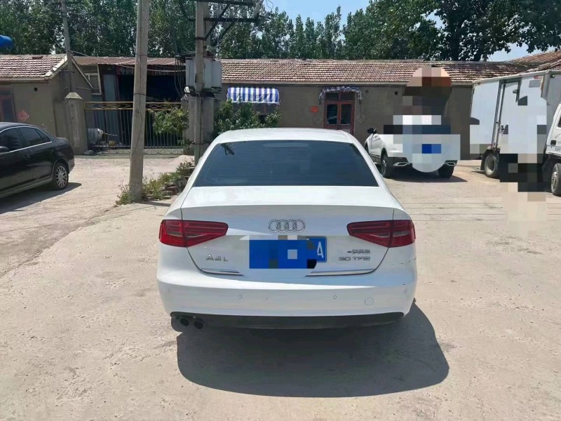 天津16年奧迪A4L8