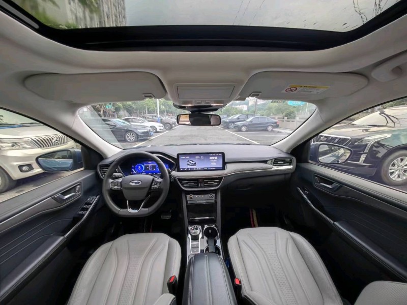 重庆20年福特锐际9