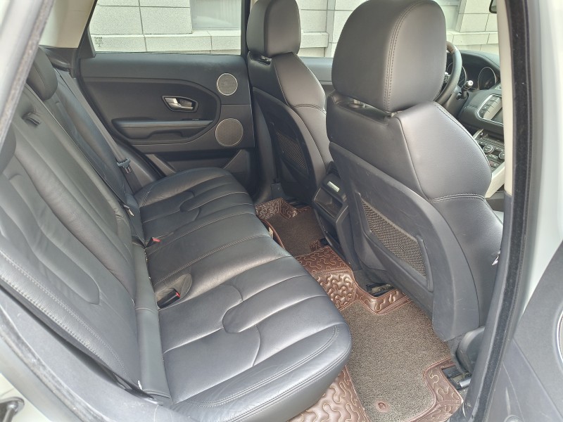 武汉14年路虎揽胜极光(进口)5