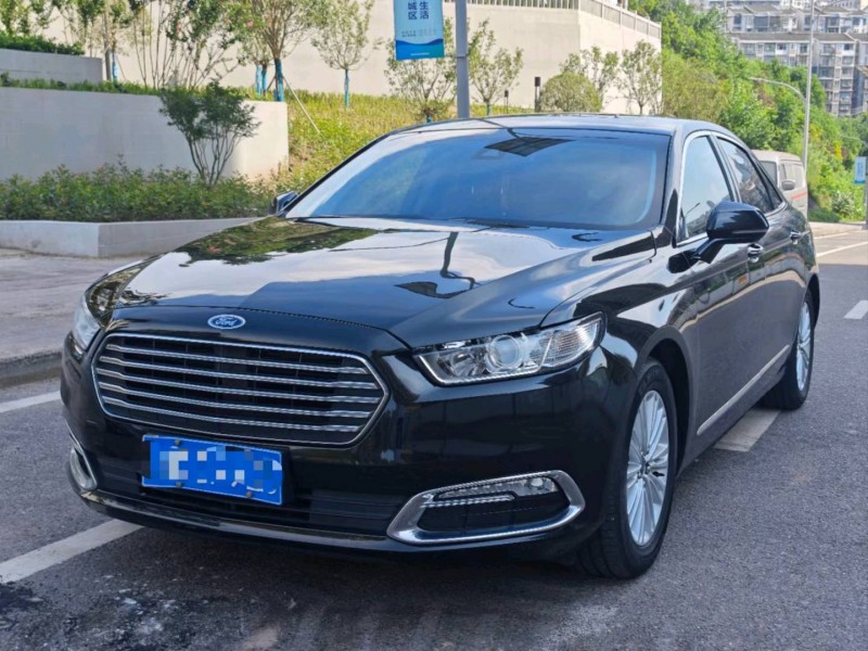 重庆16年福特金牛座2