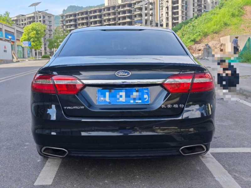 重庆16年福特金牛座5