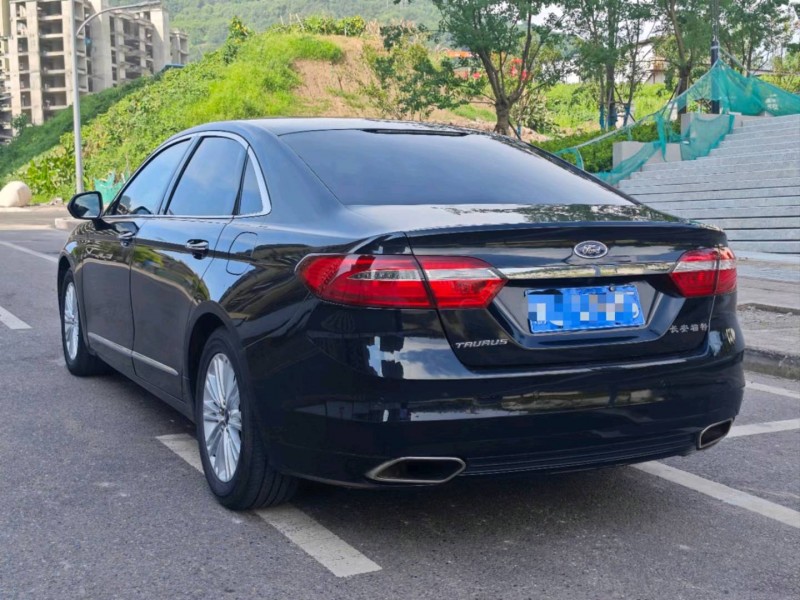 重庆16年福特金牛座6