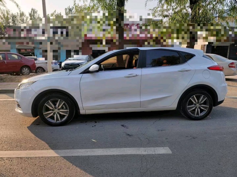 聊城16年長安汽車逸動3