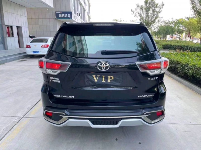 济宁16年丰田汉兰达9