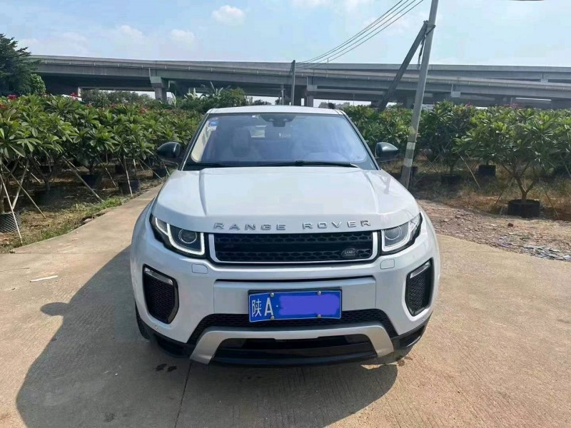 深圳18年路虎极光1