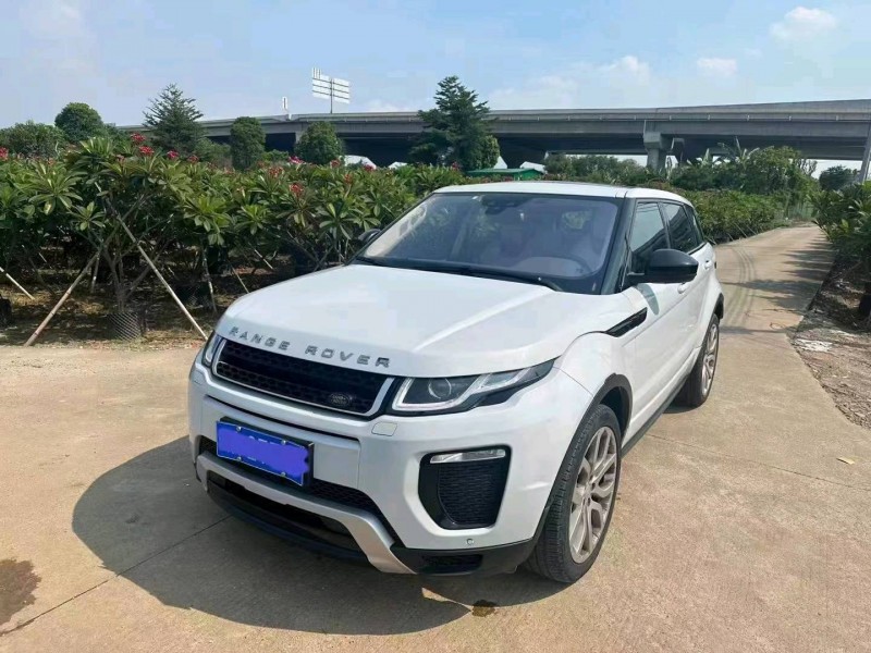 深圳18年路虎极光3