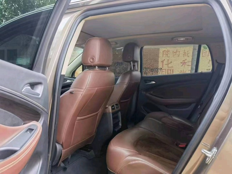 保定17年别克昂科威6