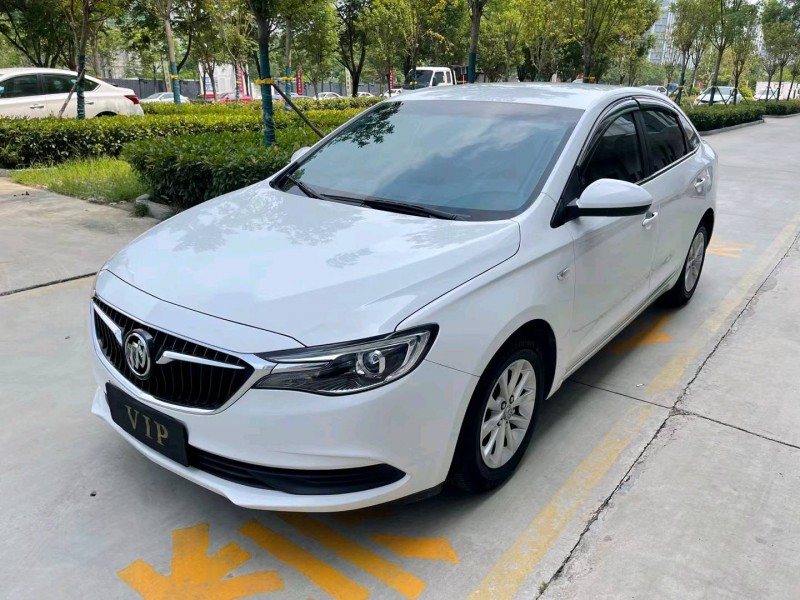 济宁19年别克英朗GT2