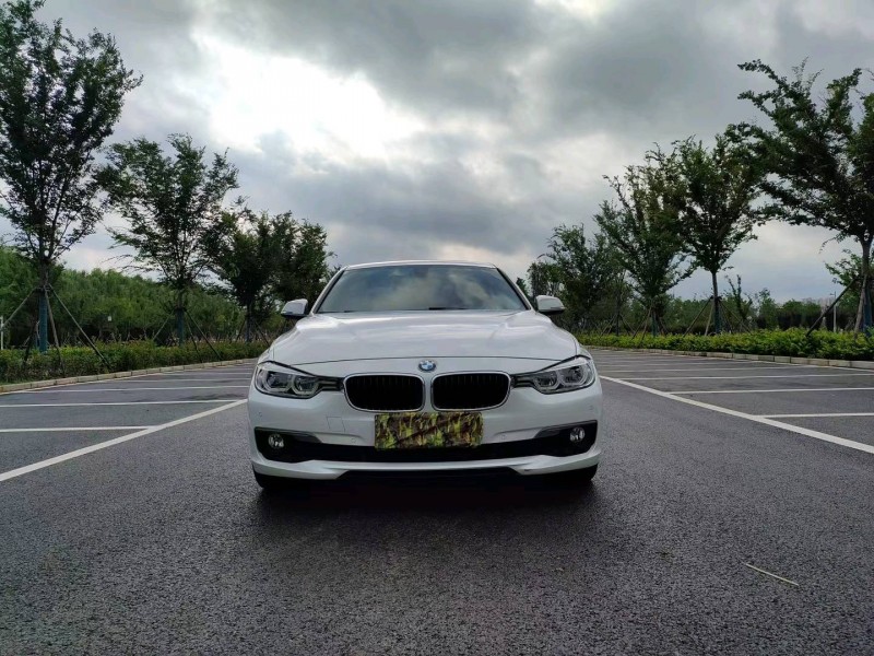 徐州17年宝马3系1
