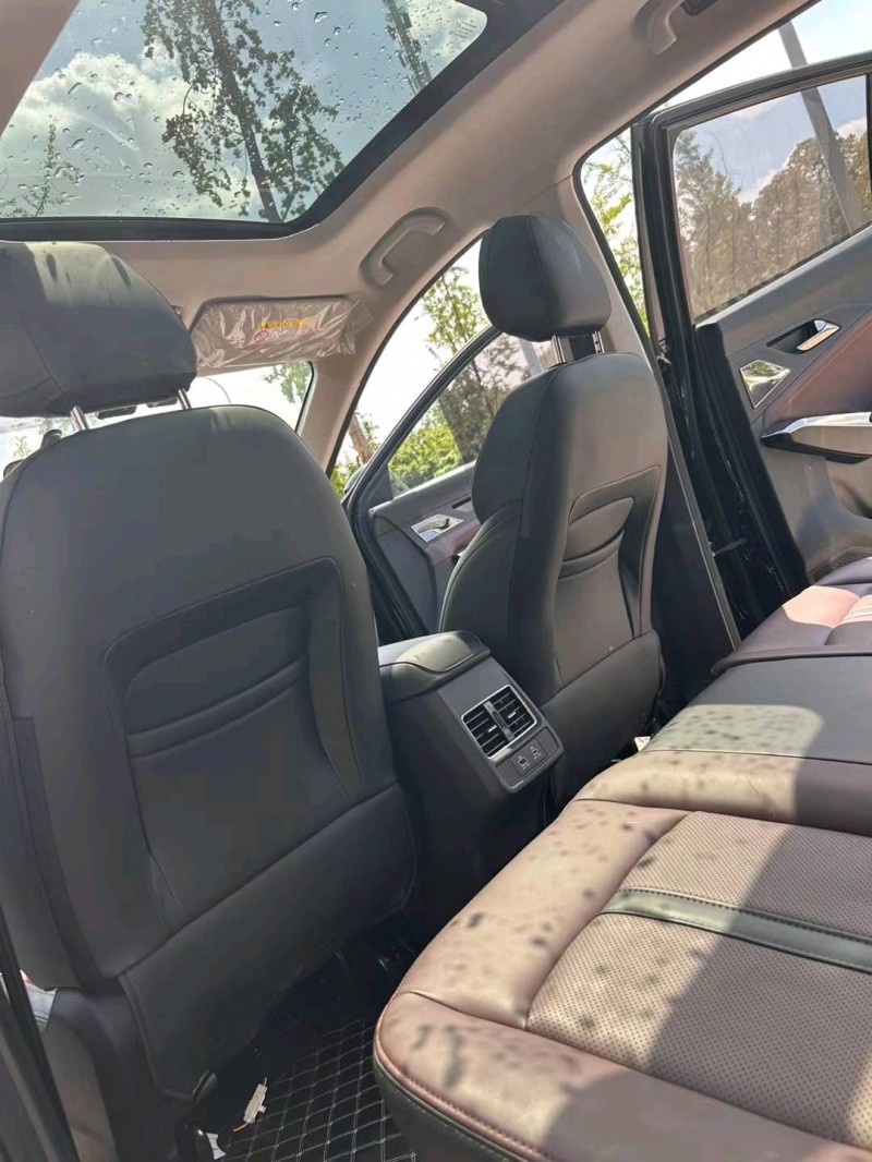 成都22年江淮思皓X85