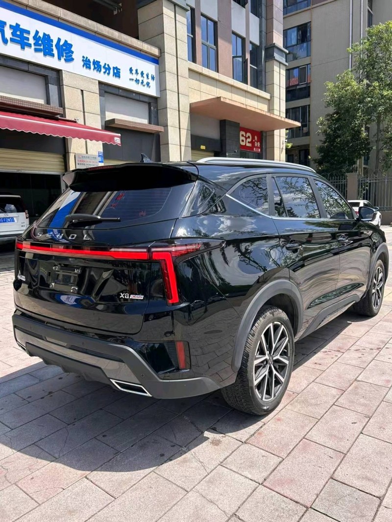 成都22年江淮思皓X87