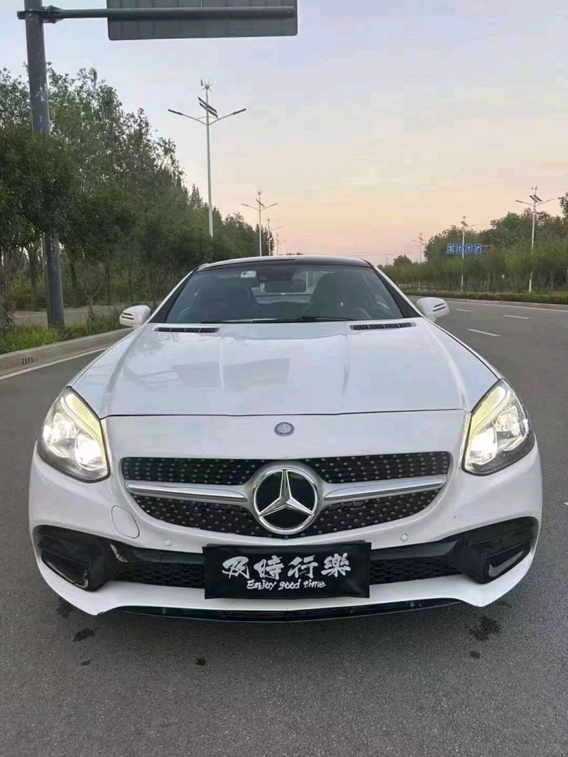 枣庄17年奔驰SLC1