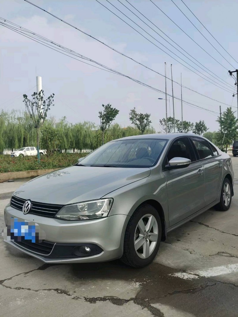 保定13年大众速腾2