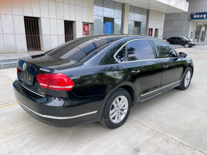 济宁11年大众帕萨特8