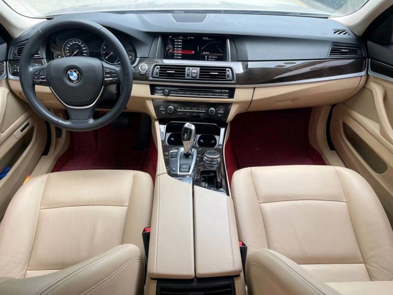 济宁16年宝马5系5