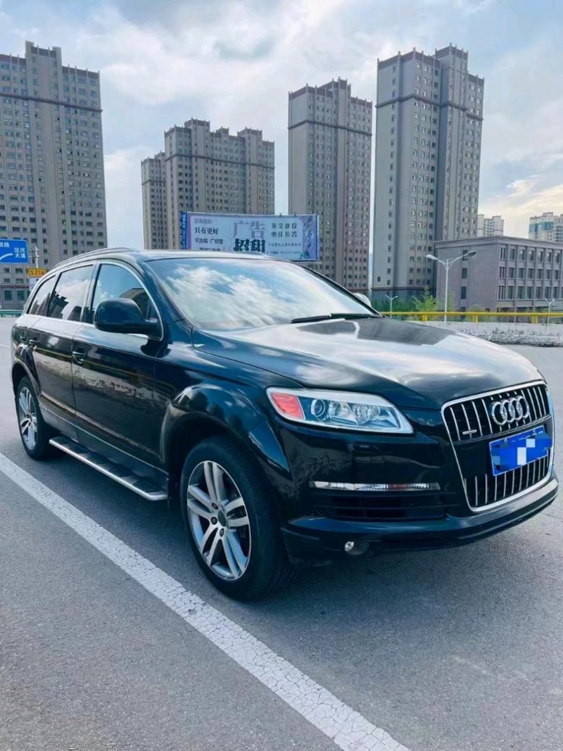 成都08年奥迪Q72