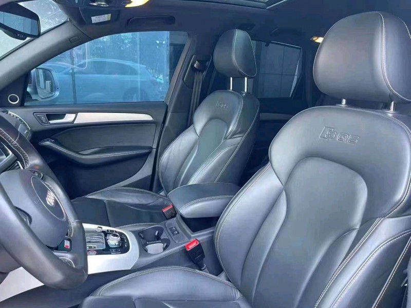 济宁18年奥迪RS56