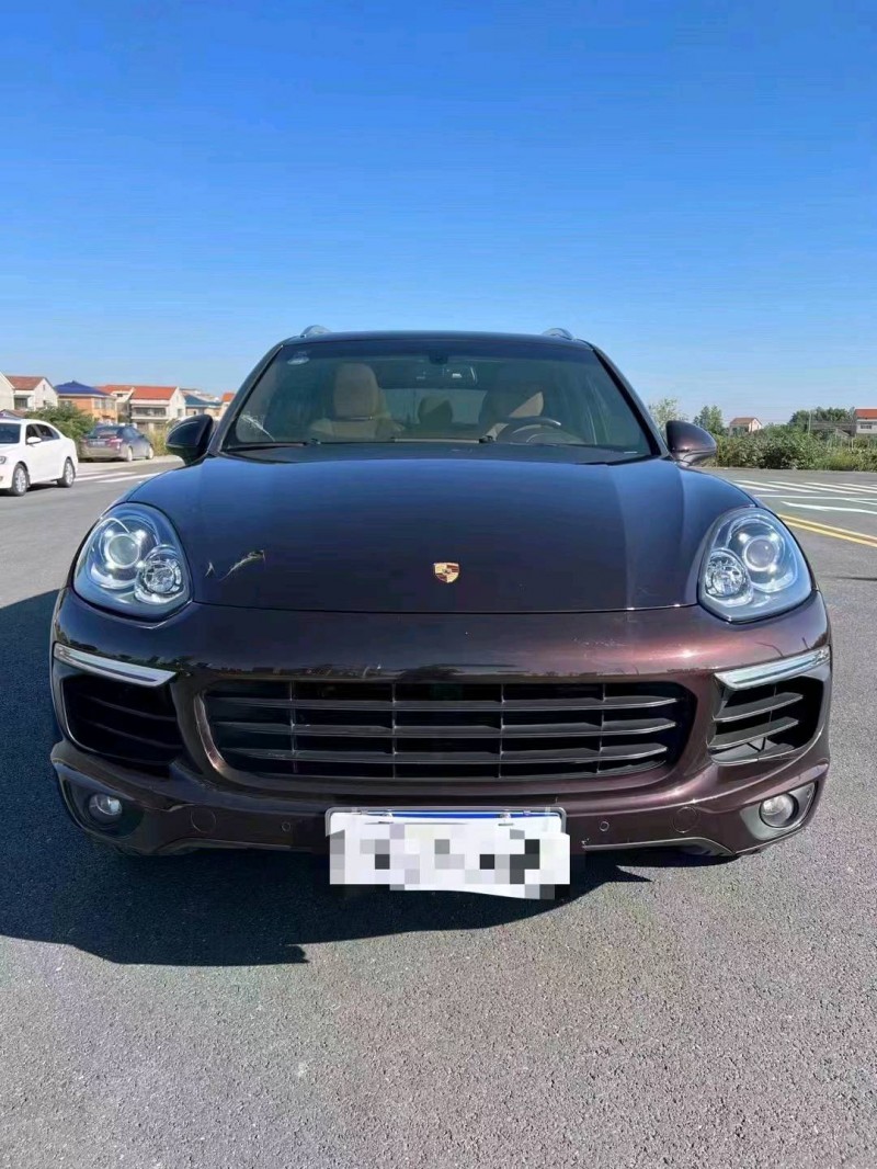 广州15年保时捷卡宴1
