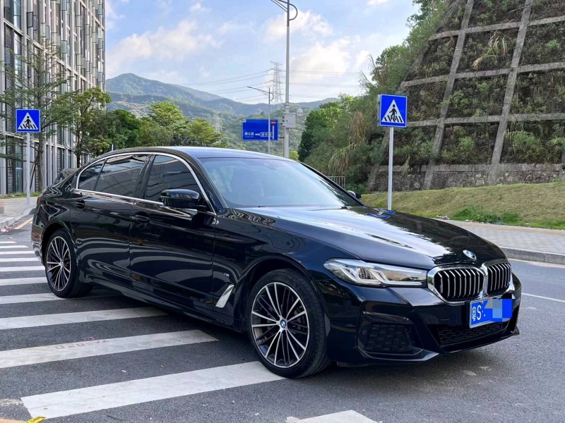 广州21年宝马5系3