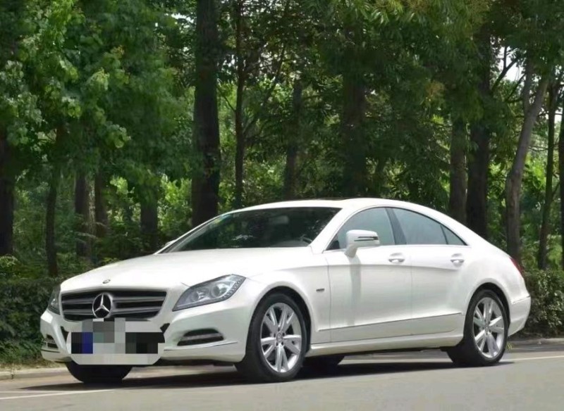 济南14年奔驰CLS1