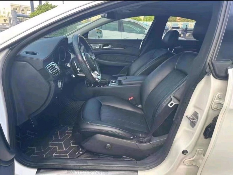 济南14年奔驰CLS6