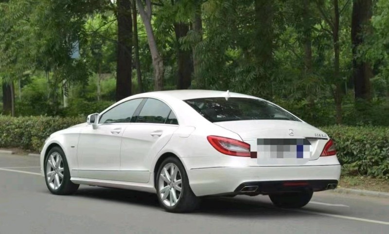 济南14年奔驰CLS9