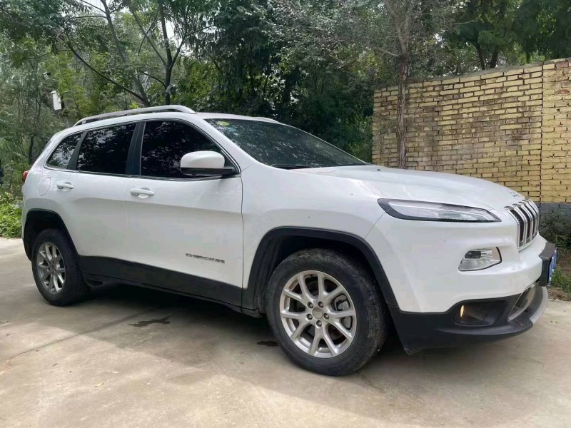 淄博18年Jeep自由光5
