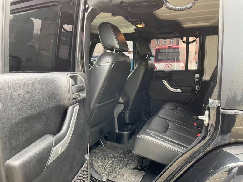 广州17年Jeep牧马人8